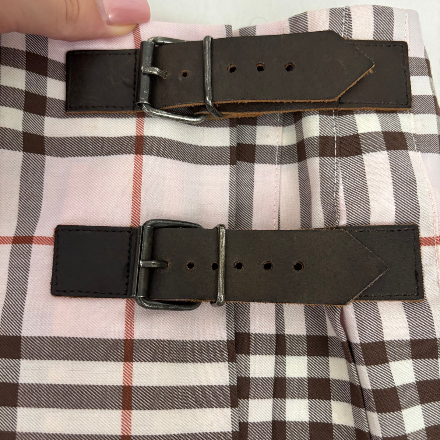 Burberry pleated skirt in baby pink