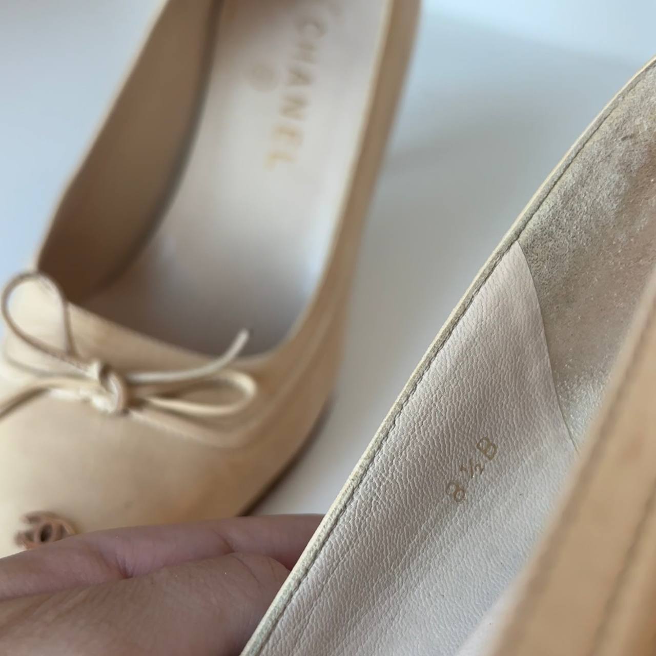 Chanel court shoes kitten heels