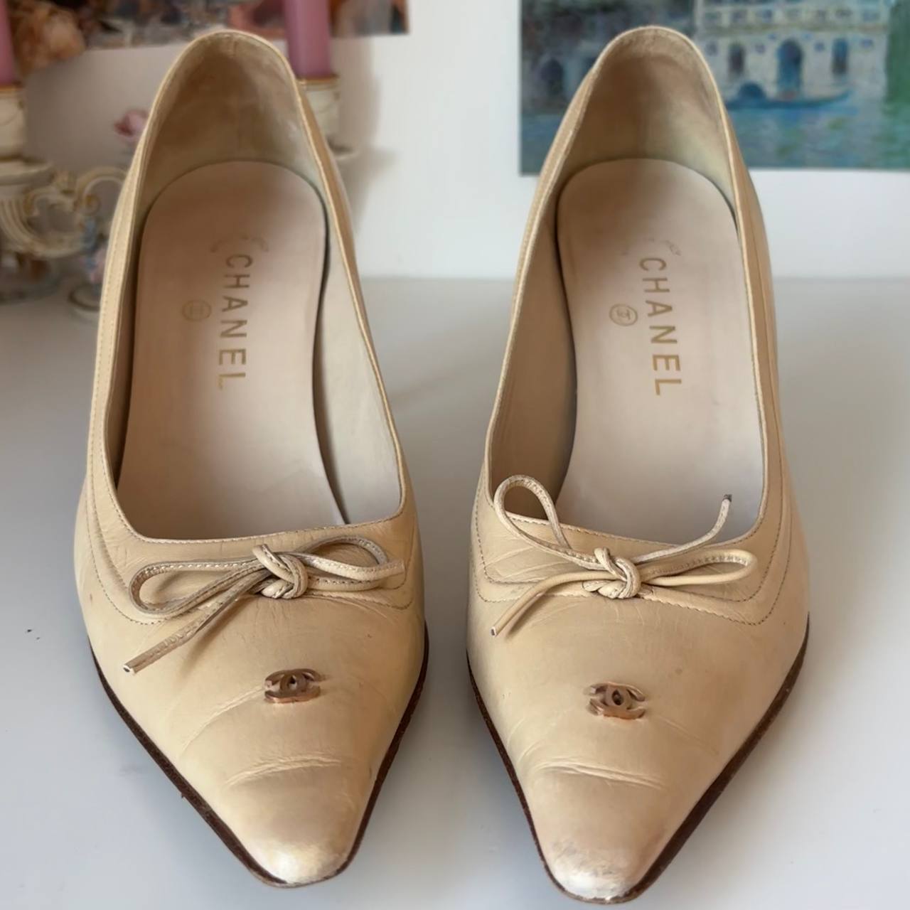 Chanel court shoes kitten heels