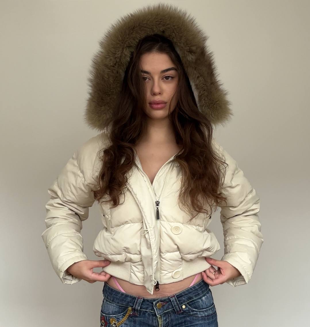 Walker coat zip-jacket bomber with fur hood