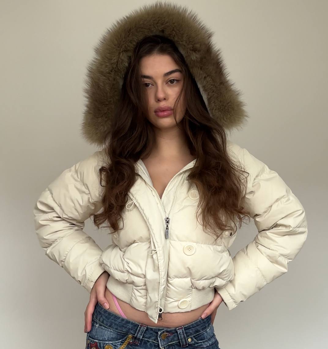 Walker coat zip-jacket bomber with fur hood