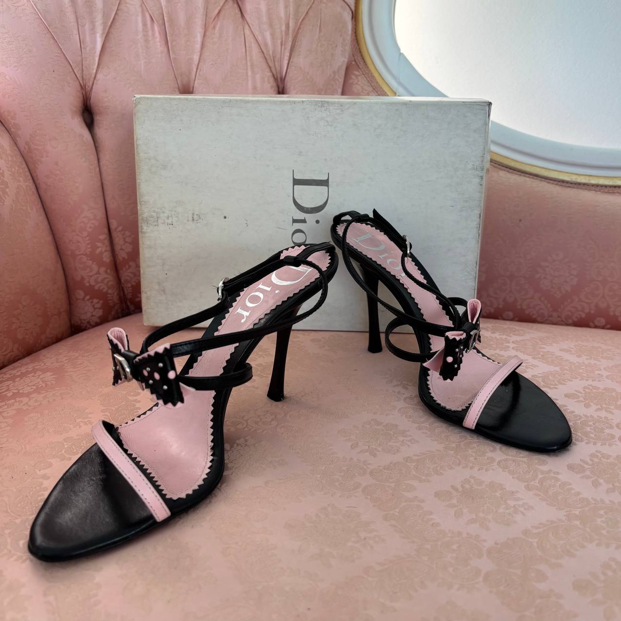 Dior RARE bow sandals