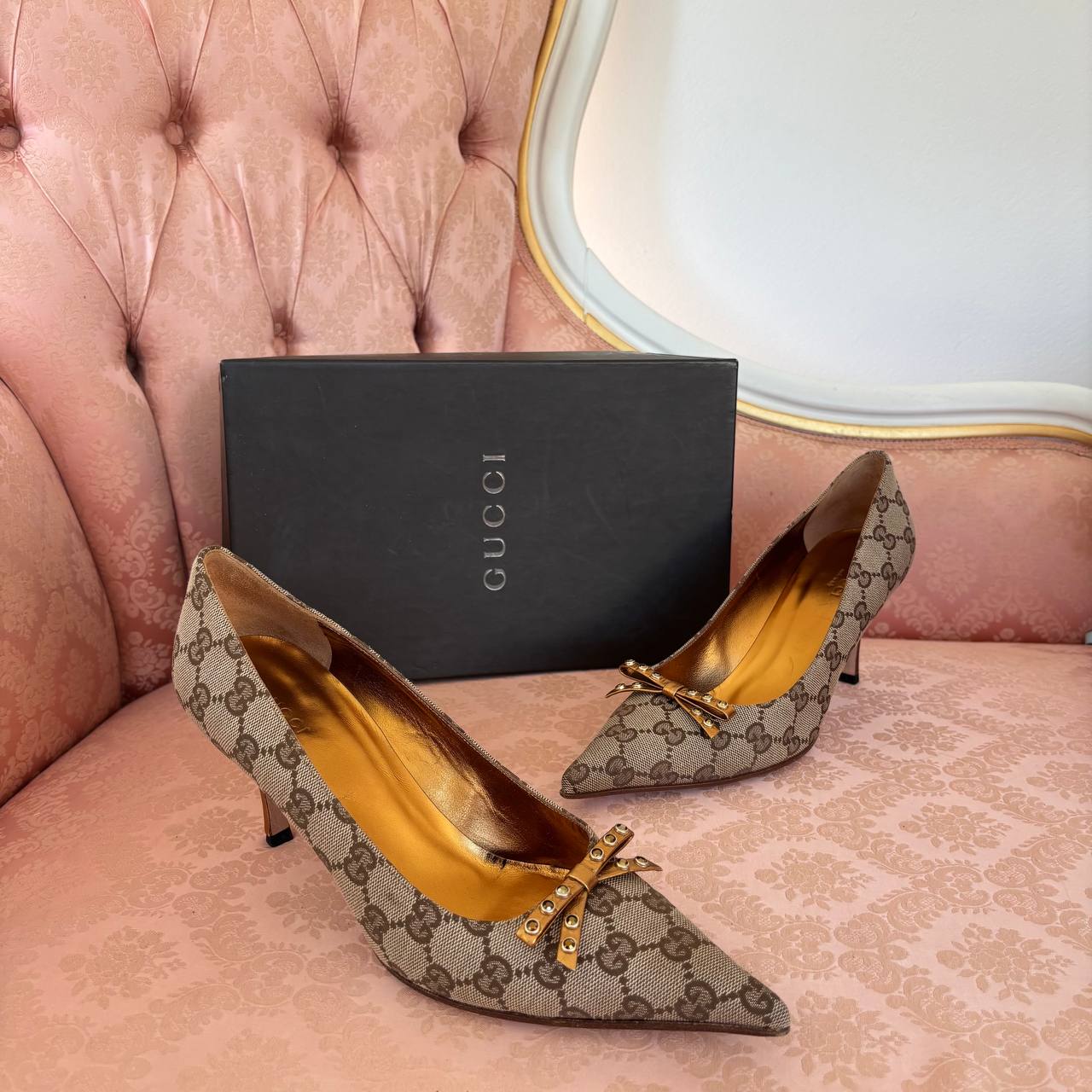 Gucci court shoes heels