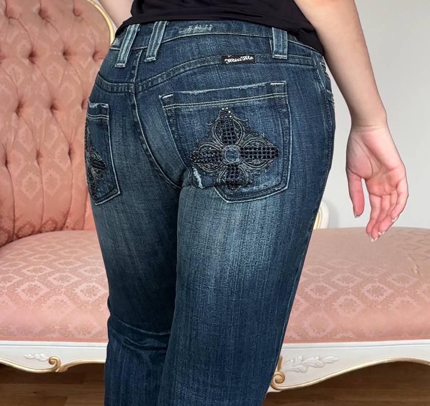 Miss Me skinny jeans low rise