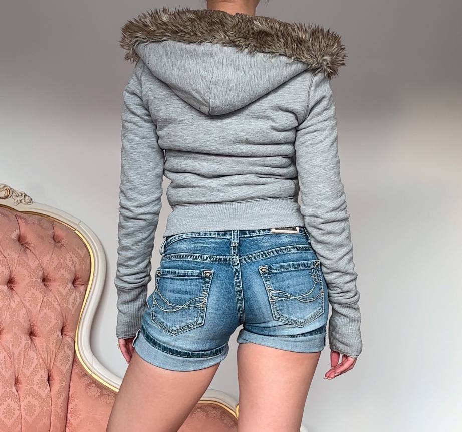 Hollister jumper sweater