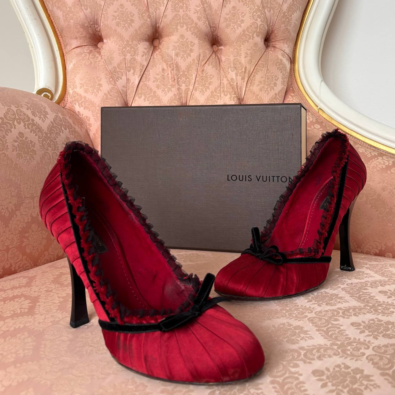 Louis Vuitton red black Balmoral pumps