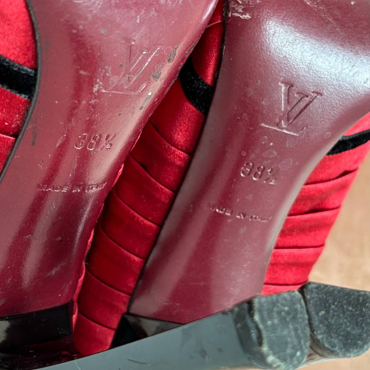 Louis Vuitton red black Balmoral pumps