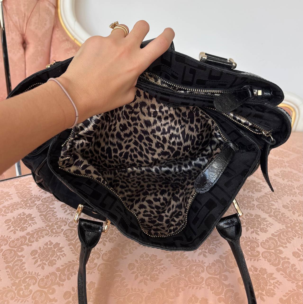 Guess bag handbag