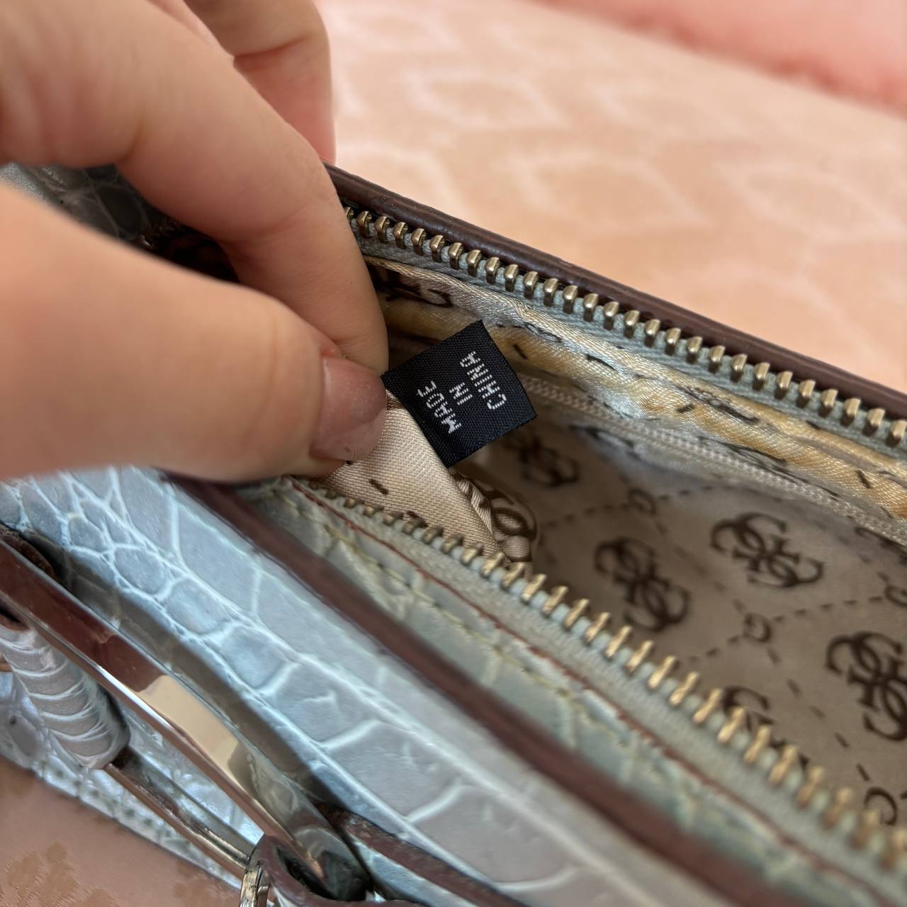 Guess baguette bag baby blue