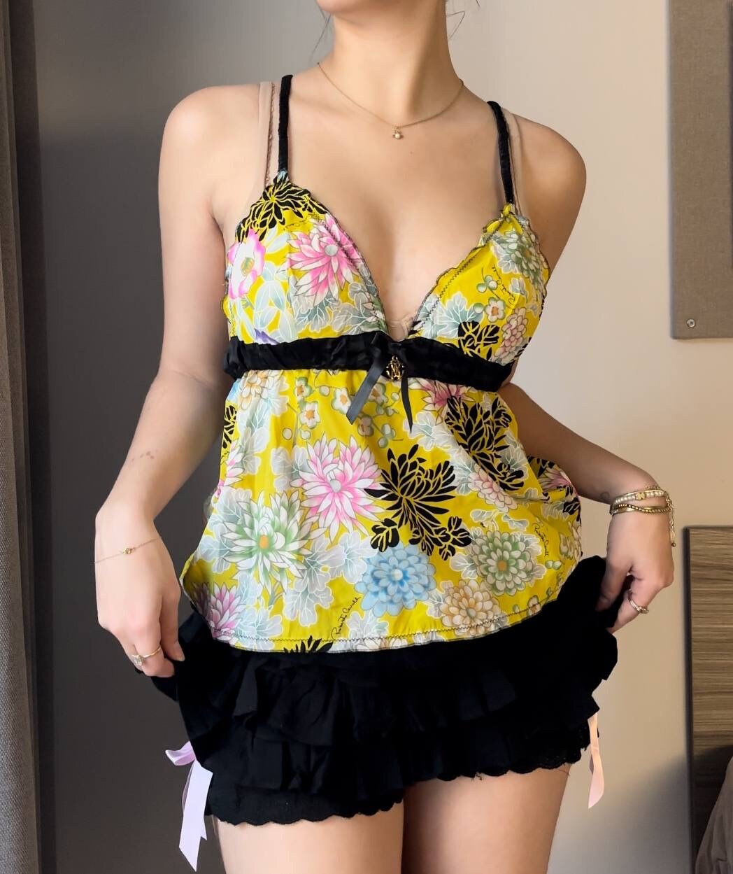Roberto Cavalli Women's Yellow and Black Crop-top