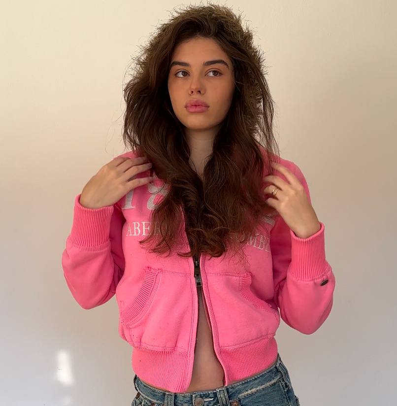 Abercrombie&amp;Fitch - EVE様♡ Women's Logo Vintage Sunday Half-Zip | Women's A&F Logo Shop
