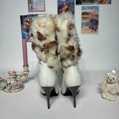 Italian vintage pointed heels with leopard fur