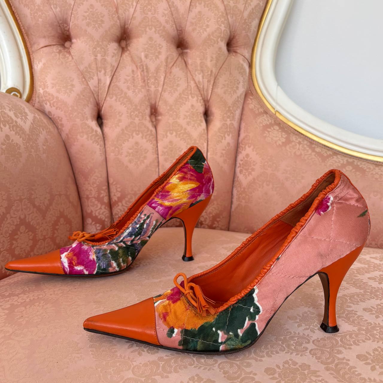 Dolce Gabbana court shoes heels