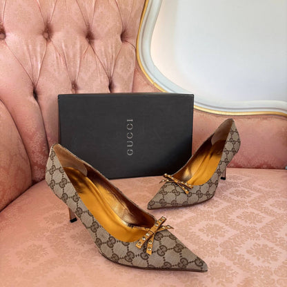 Gucci court shoes heels