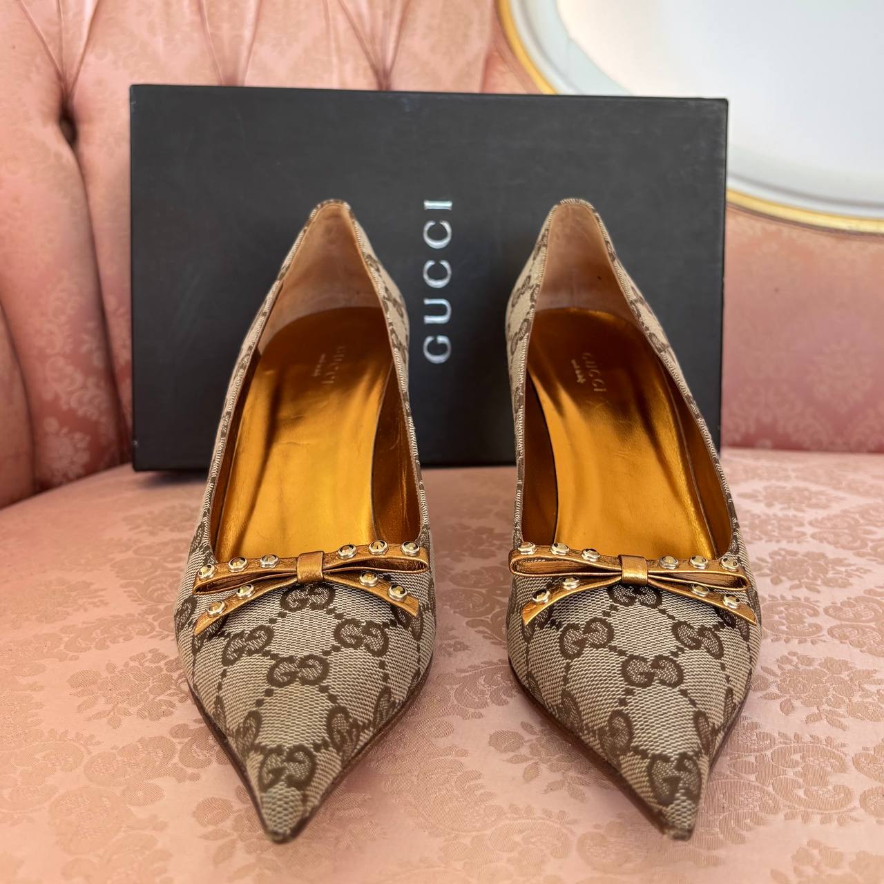 Gucci court shoes heels