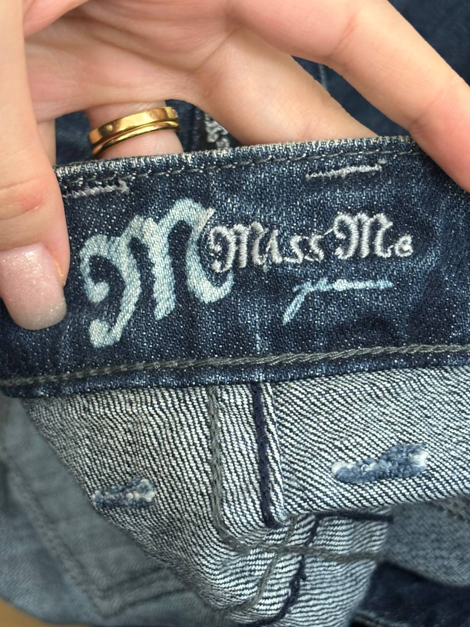 Miss Me skinny jeans low rise