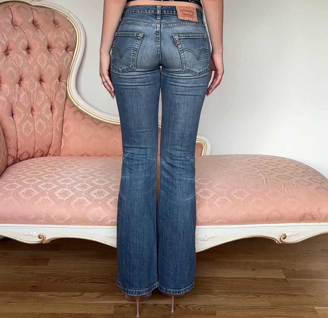 Levi Strauss straight leg flared jeans