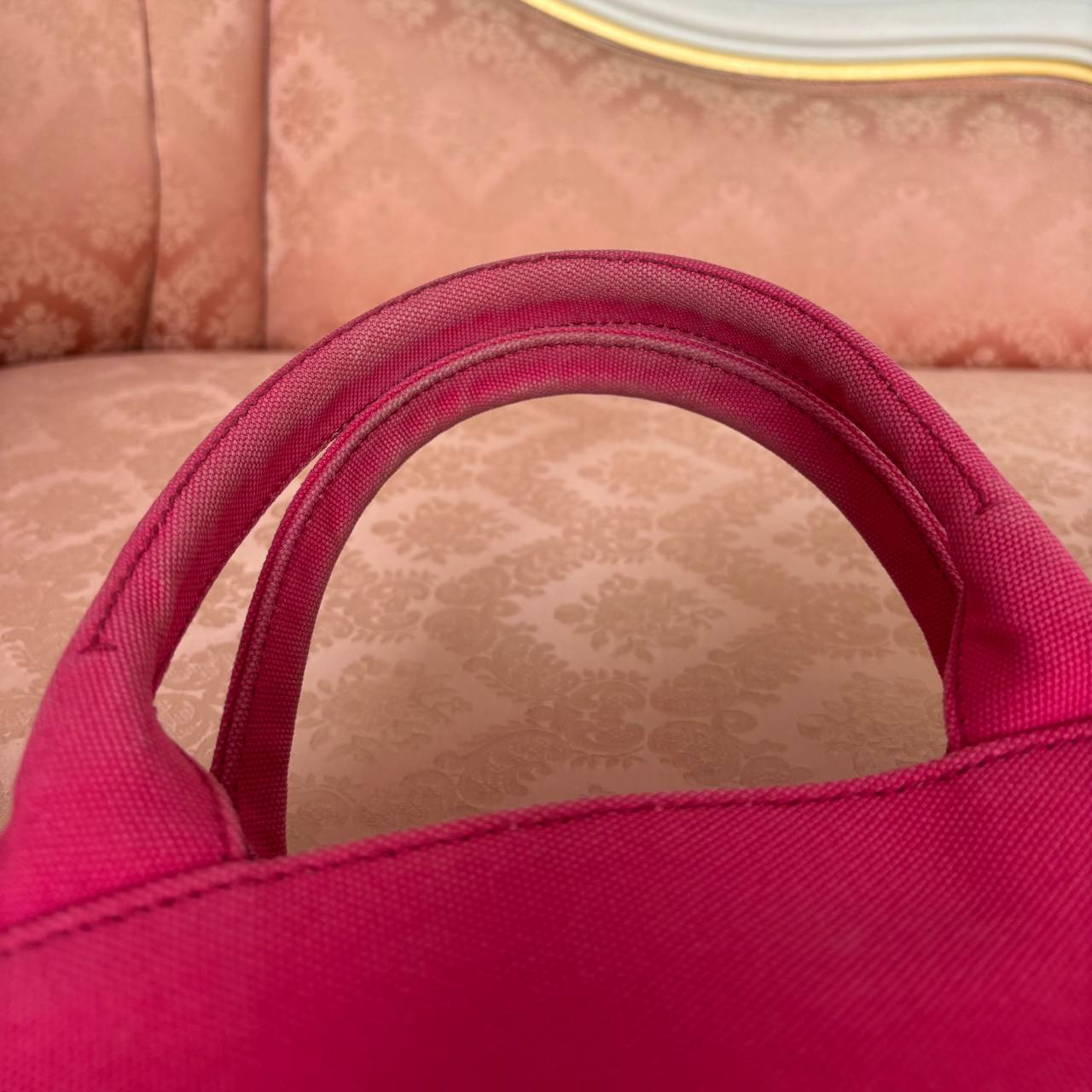 Prada tote bag canapa logo