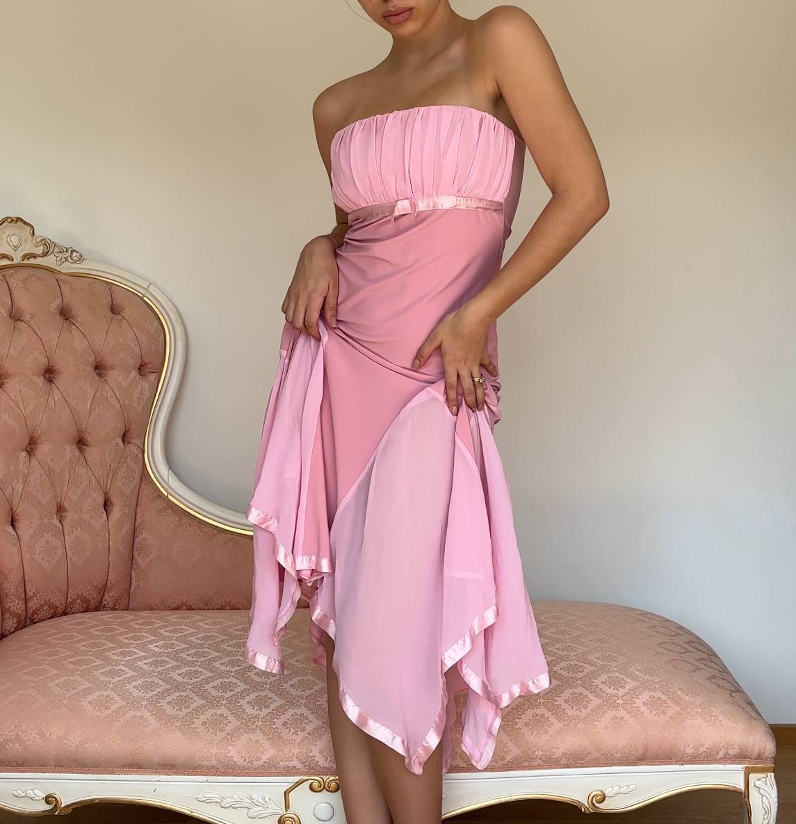 Fairy dress rose petal