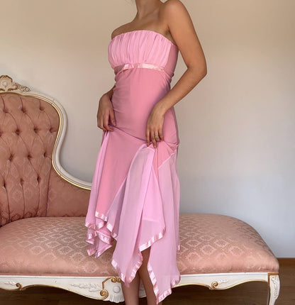 Fairy dress rose petal