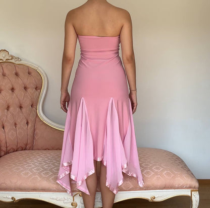 Fairy dress rose petal