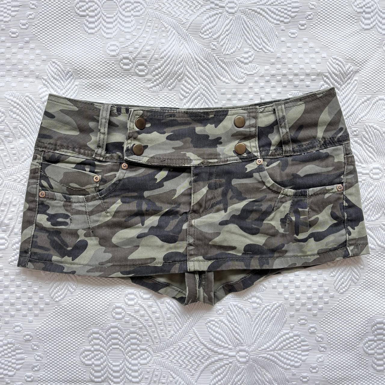 Miss Swan microshorts skort