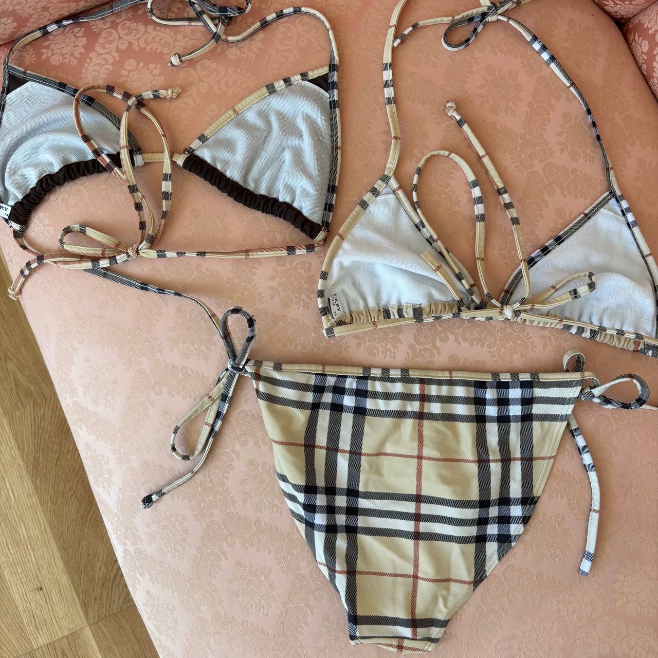 Burberry bikini swimsuit set