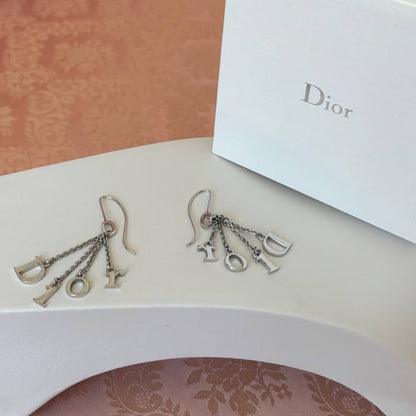 Dior earrings hanging letters silver