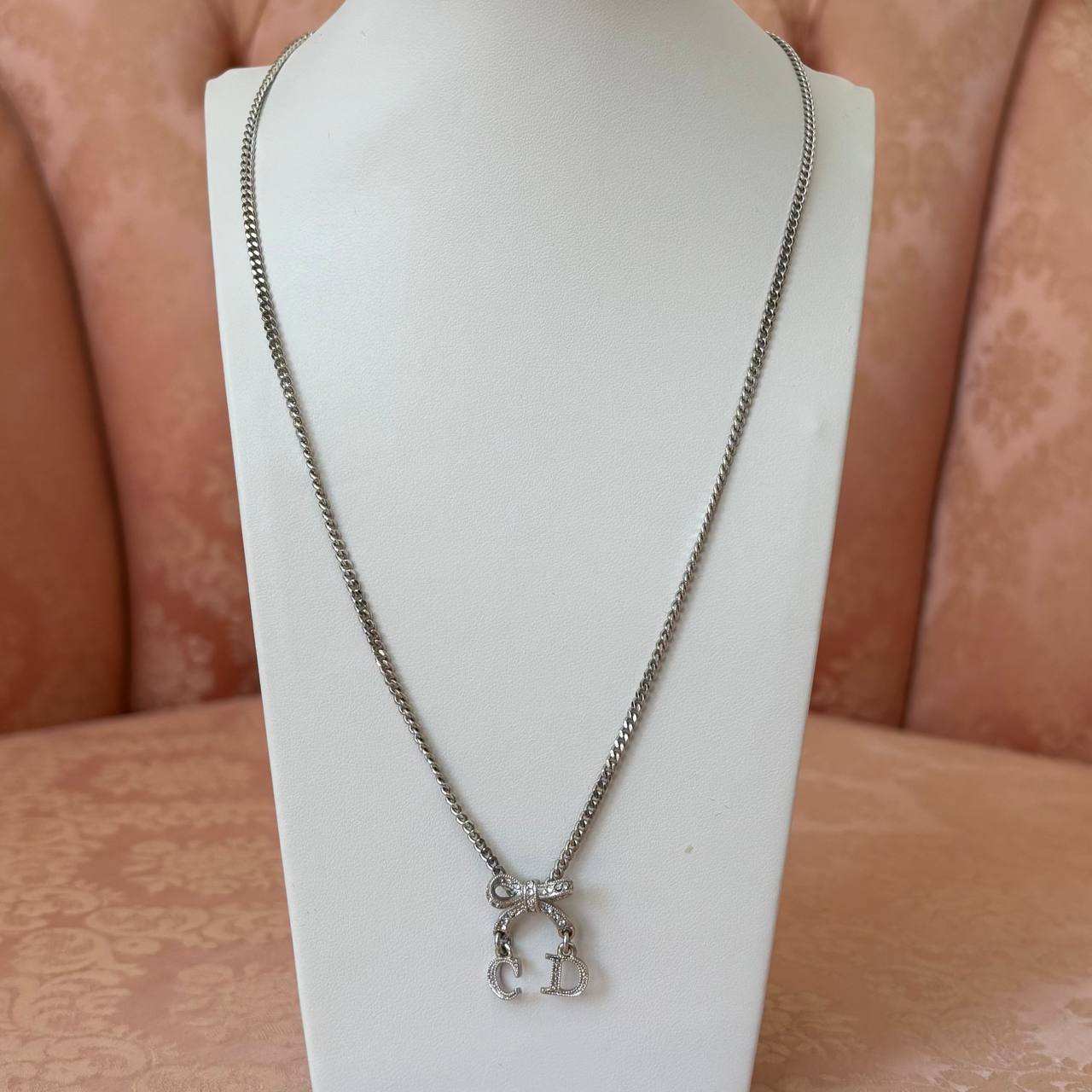 Christian Dior necklace silver bow