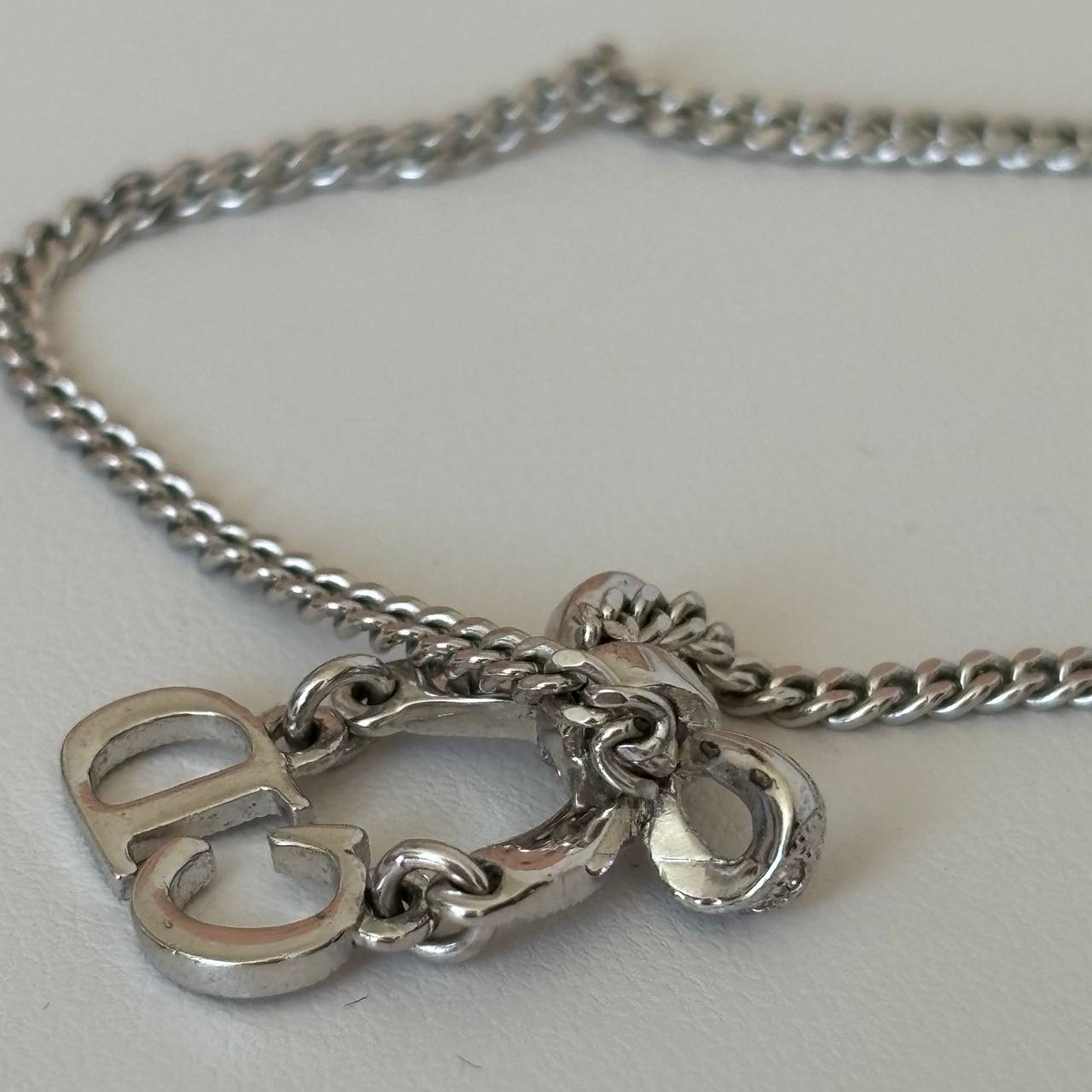 Christian Dior necklace silver bow