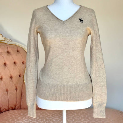 Abercrombie and Fitch jumper sweater