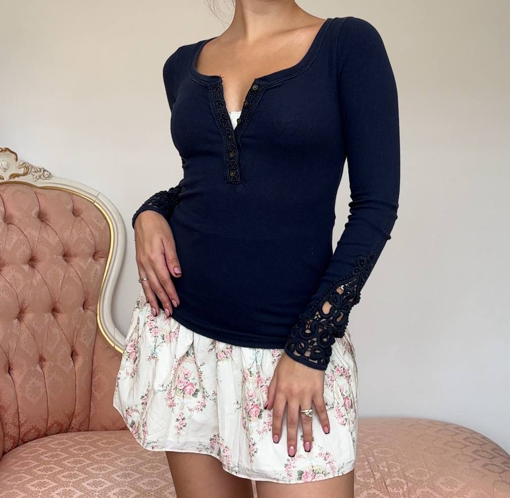 Abercrombie and Fitch jumper sweater