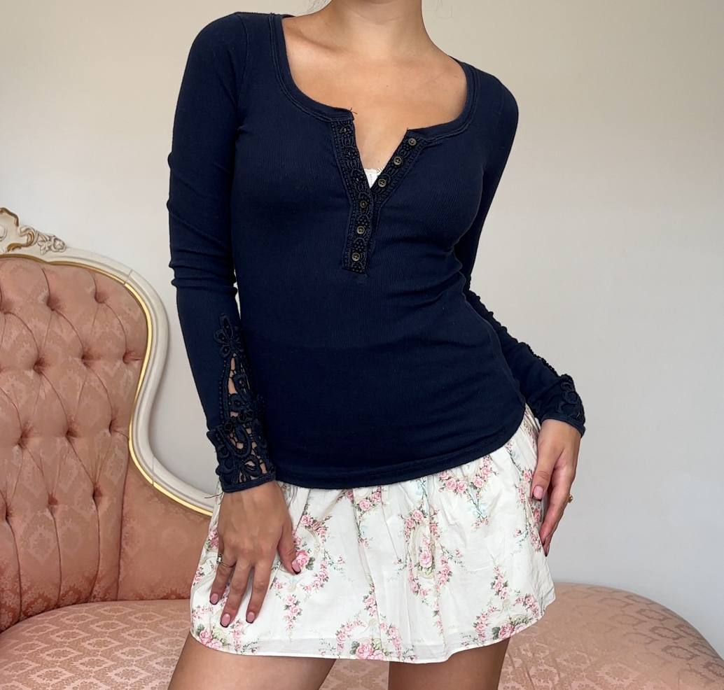 Abercrombie and Fitch jumper sweater
