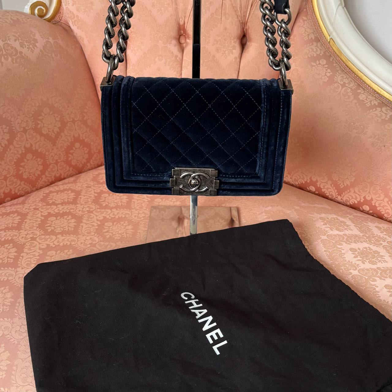 Chanel Le Boy shoulder bag velvet navy