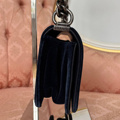 Chanel Le Boy shoulder bag velvet navy