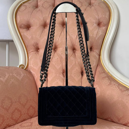 Chanel Le Boy shoulder bag velvet navy