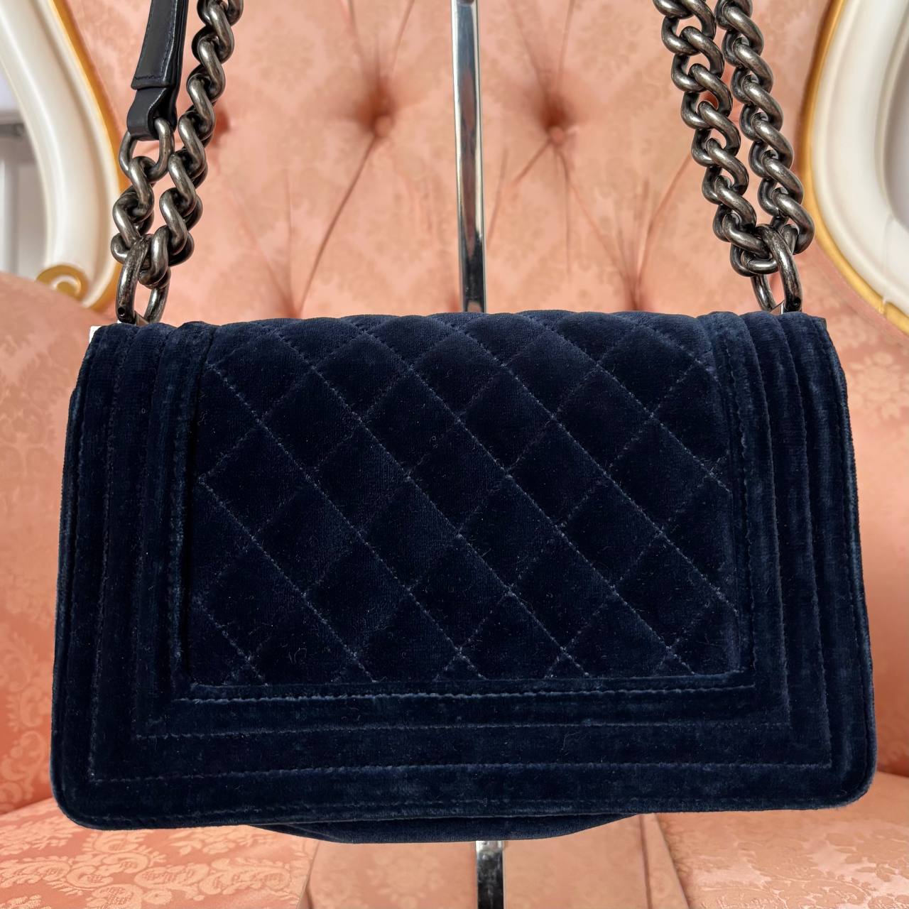 Chanel Le Boy shoulder bag velvet navy