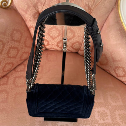 Chanel Le Boy shoulder bag velvet navy