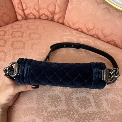 Chanel Le Boy shoulder bag velvet navy