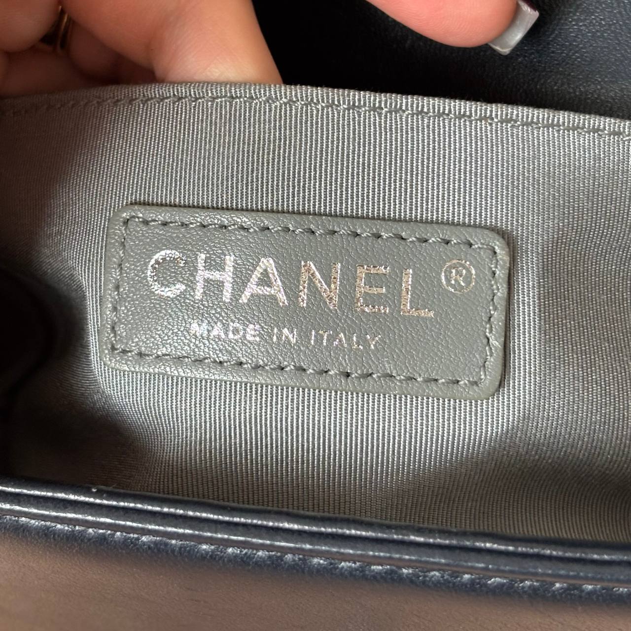 Chanel Le Boy shoulder bag velvet navy