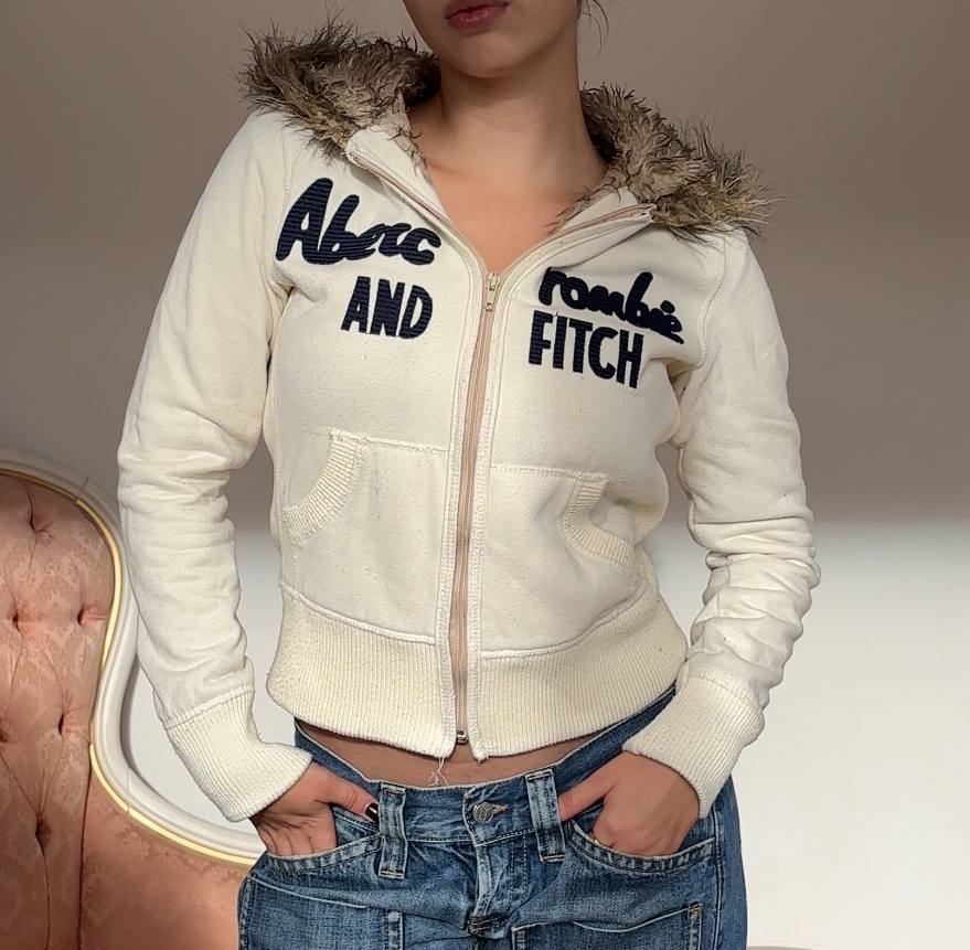 Abercrombie and Fitch hoodie with fur in cream