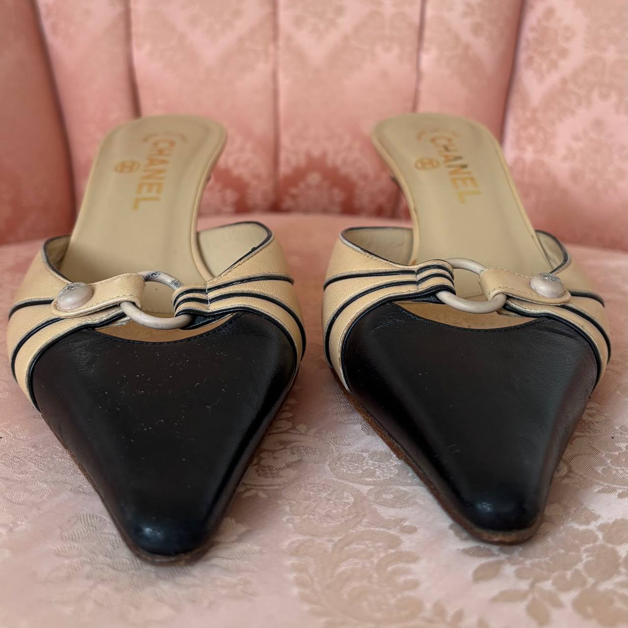 Chanel classical slingback in beige and black