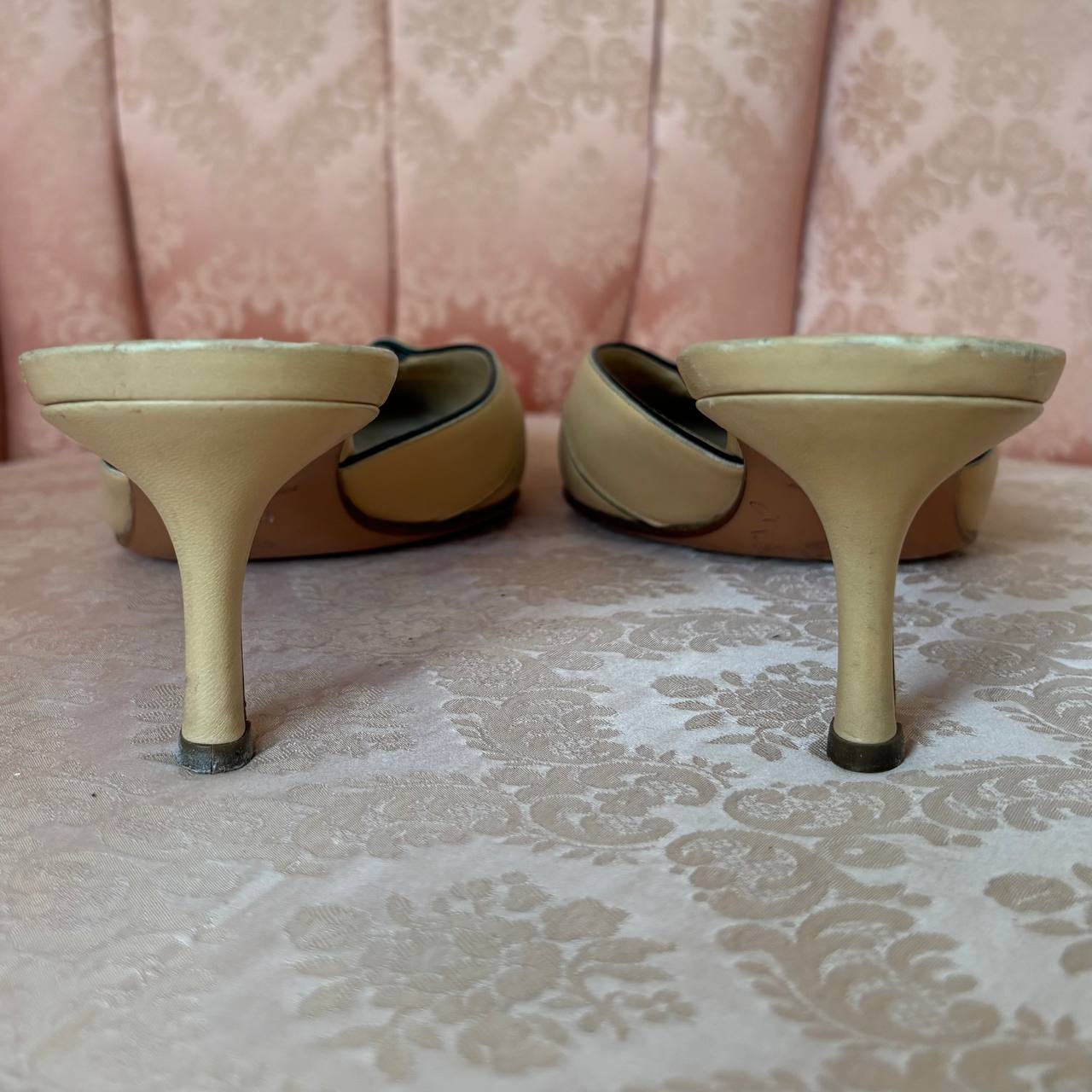Chanel classical slingback in beige and black