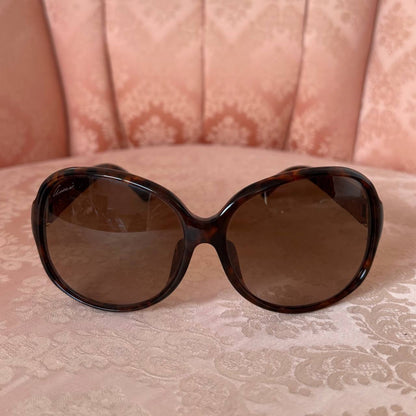 Gucci oversized sunglasses in brown