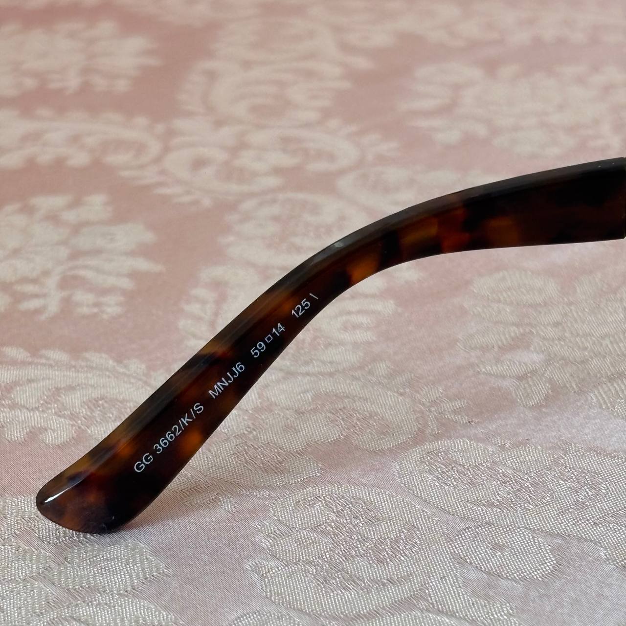 Gucci oversized sunglasses in brown