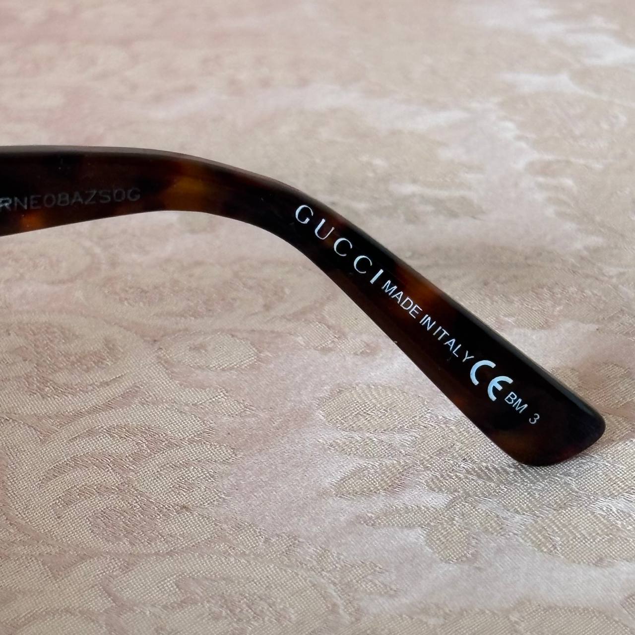 Gucci oversized sunglasses in brown