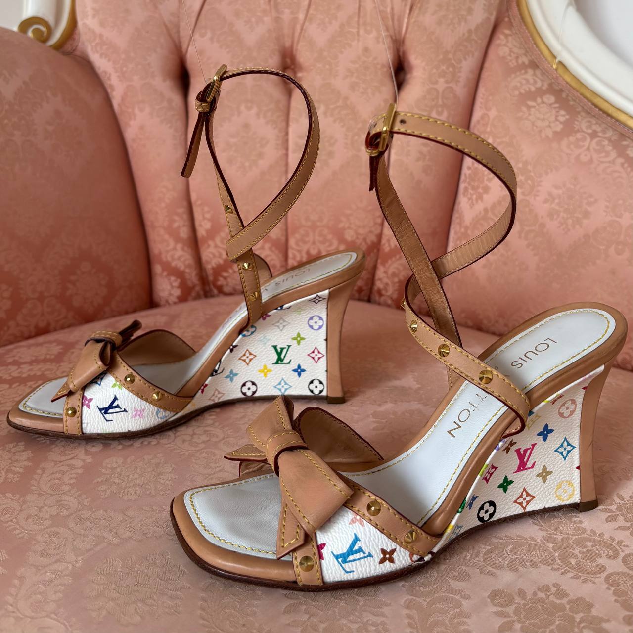 Louis Vuitton monogram white wedges