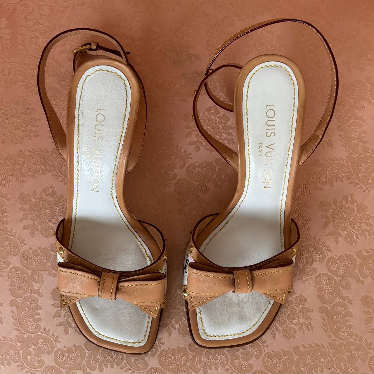 Louis Vuitton monogram white wedges