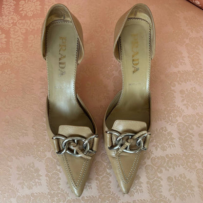 Prada beige/camel leather kitten heels