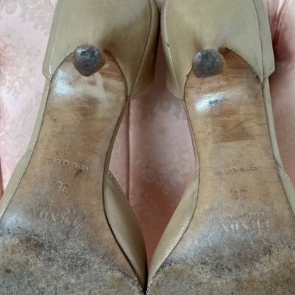 Prada beige/camel leather kitten heels